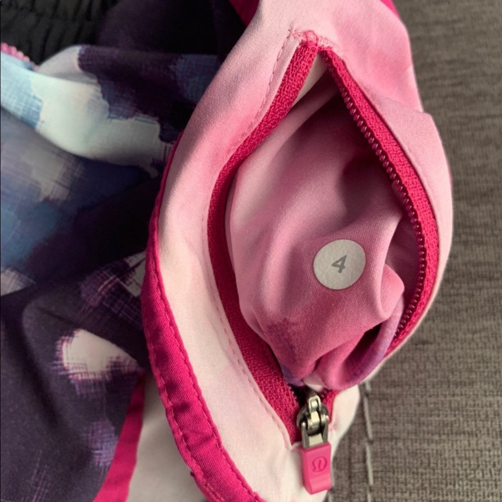 Blooming Pixie Raspberry Tracker Shorts Size 4 - image 5